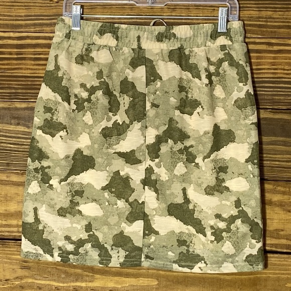 Cato Skirts - Picture 7 of 10